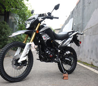 Free Shipping! X-PRO Hawk DLX 250 EFI Fuel Injection Motorcycle with 5-speed Manual Transmission and Electric/kick Start! Big 21in/18in Wheels! DOT Approved Street Legal!